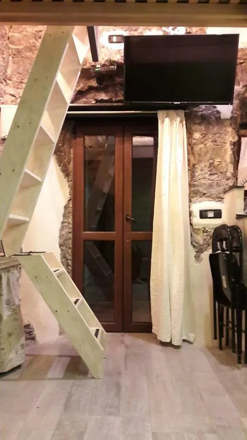 L'Arco Di Sersa Ricco del Golfo di Spezia Italy